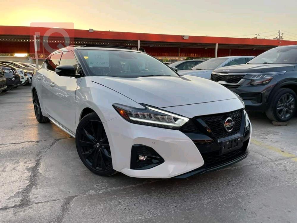 Nissan Maxima